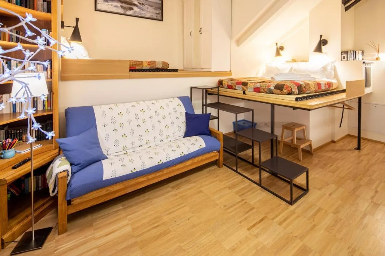 Appartamento LA CASA COLORATA - Flats in Milan - Bocconi