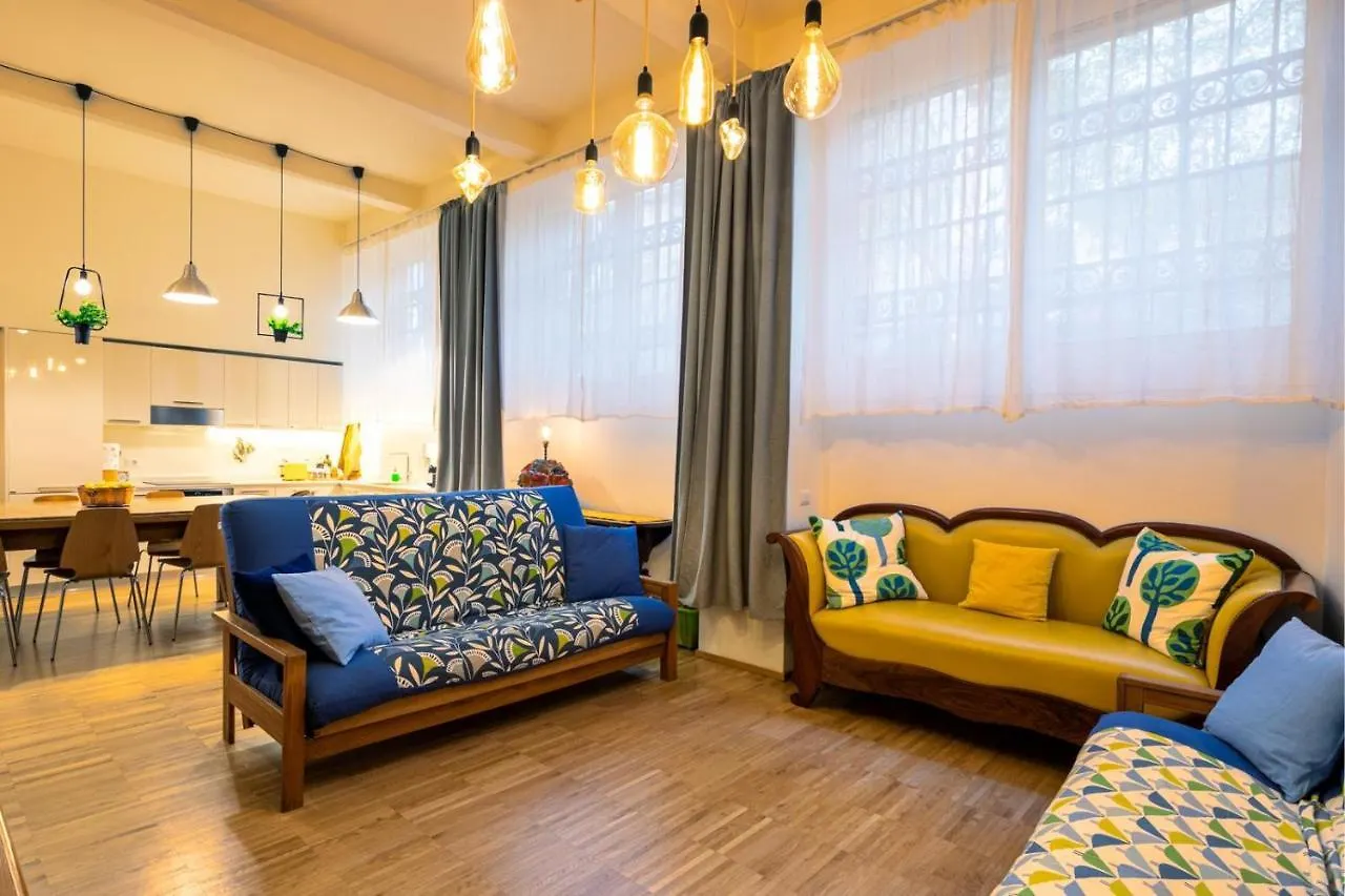 Appartamento LA CASA COLORATA - Flats in Milan - Bocconi