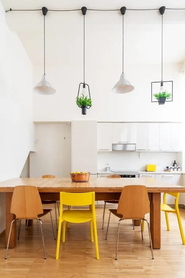 Appartamento LA CASA COLORATA - Flats in Milan - Bocconi