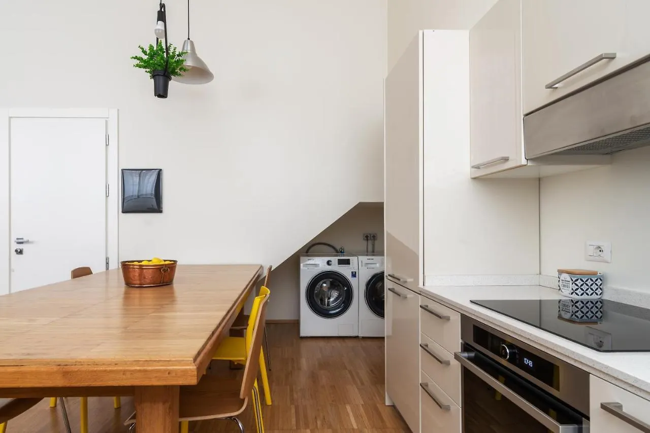 Appartamento LA CASA COLORATA - Flats in Milan - Bocconi